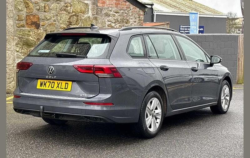 Used VW Golf VIII Life 110 HP (80 kW) 2020 Grey Estate