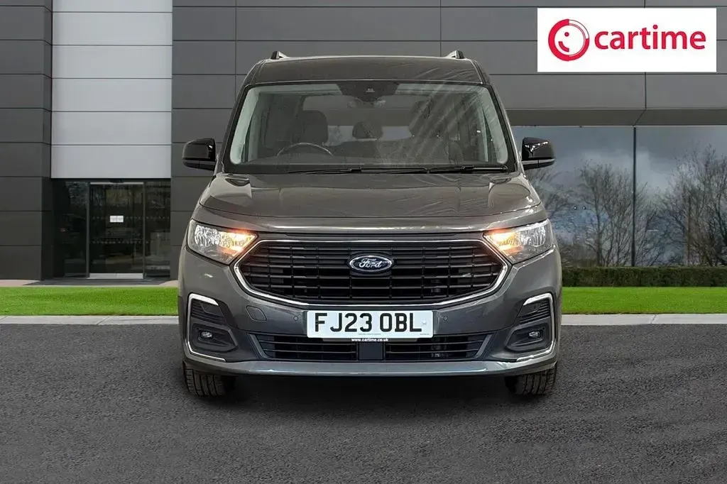 Used Ford Grand Tourneo Connect Titanium 122 HP (89 kW) 2023 Grey MPV