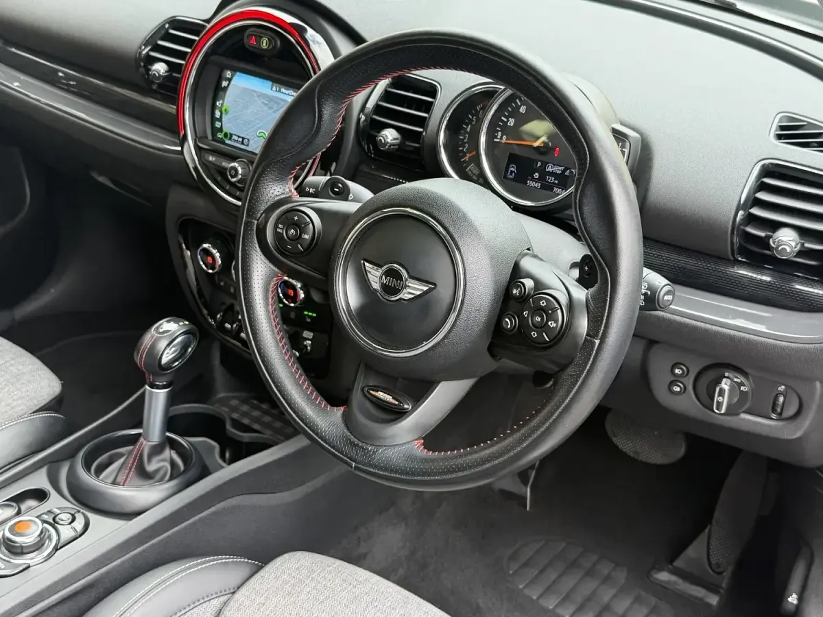Used Mini Cooper Clubman 192 HP (141 kW) 2018 Silver Estate