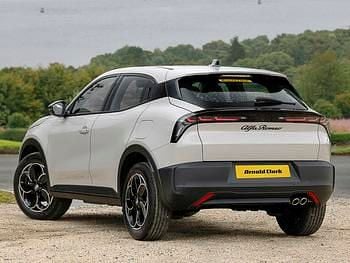 New Alfa Romeo GT Junior 136 HP (100 kW) 2025 Metallic  scala ivory Hatchback