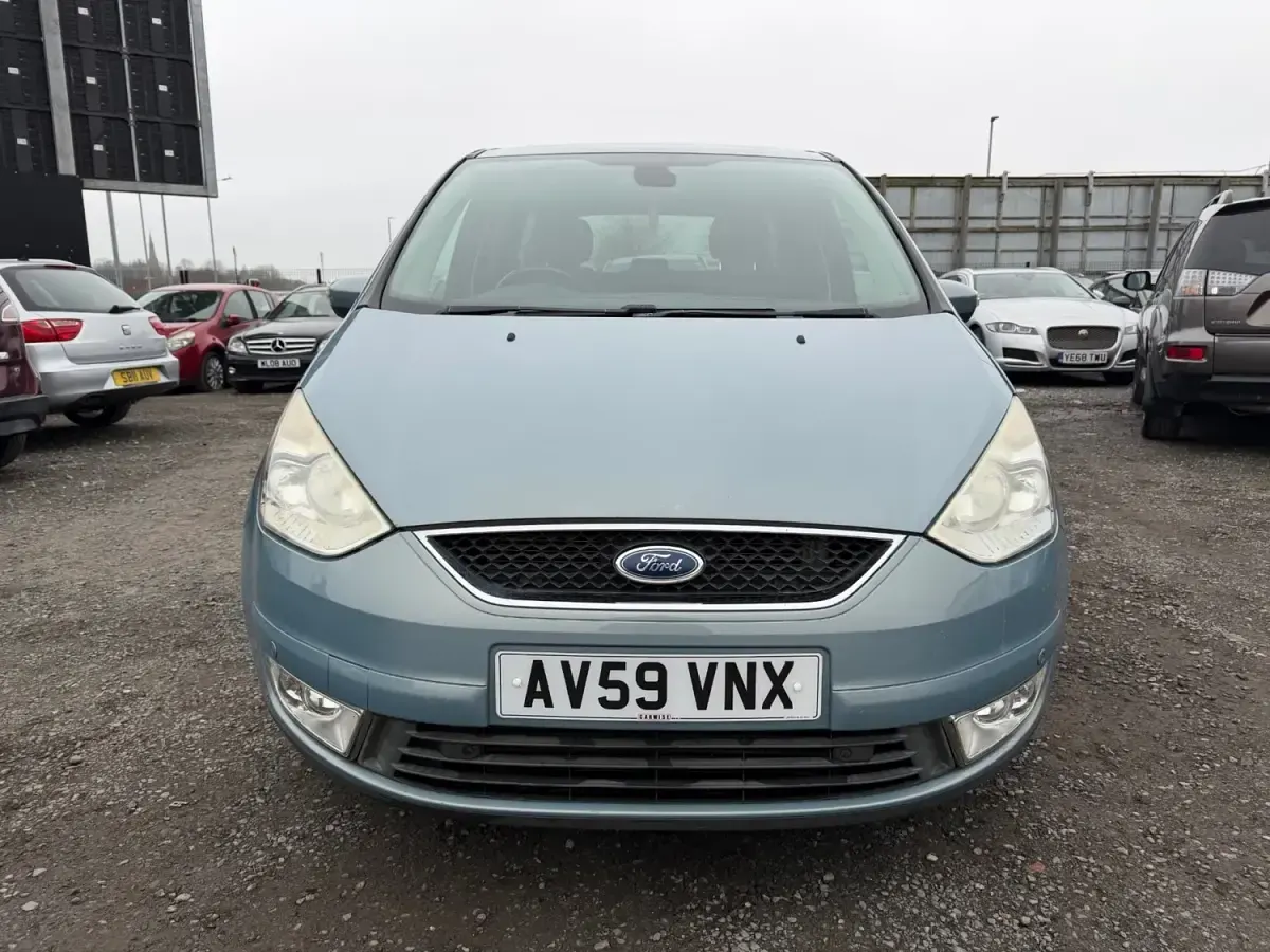 Begagnad Ford Galaxy Ghia 140 HK (102 kW) 2009 Blå Minibuss