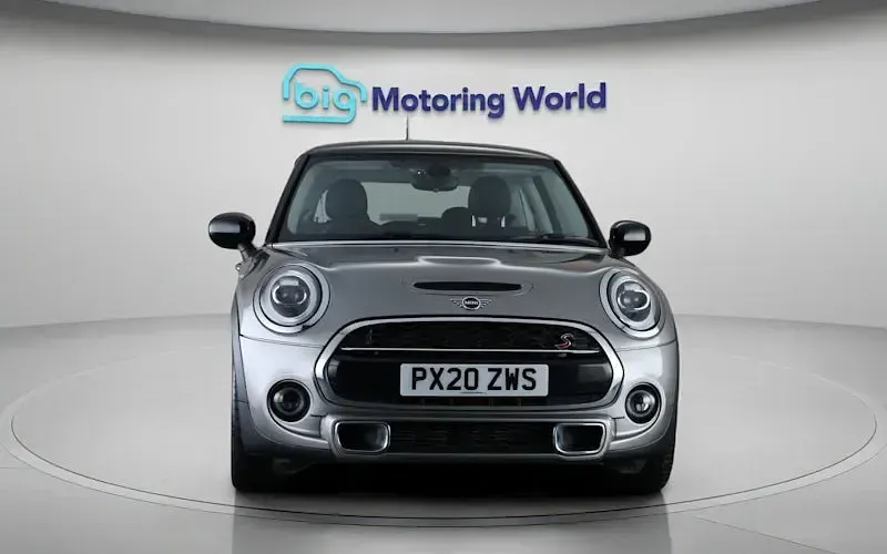 Used Mini Cooper S Exclusive 192 HP (141 kW) 2020 Silver Hatchback