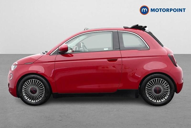 Used Fiat 500e Red 86 kW (118 HP) 2022 Red Cabriolet