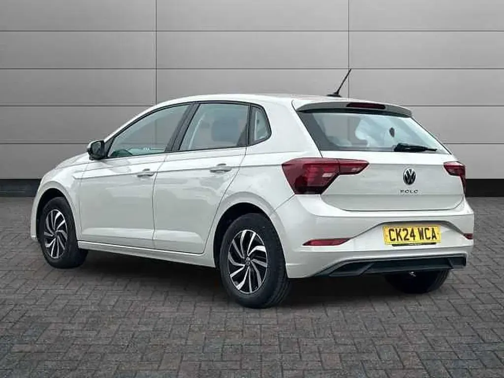 Used VW Polo 80 HP (58 kW) 2024 Hatchback