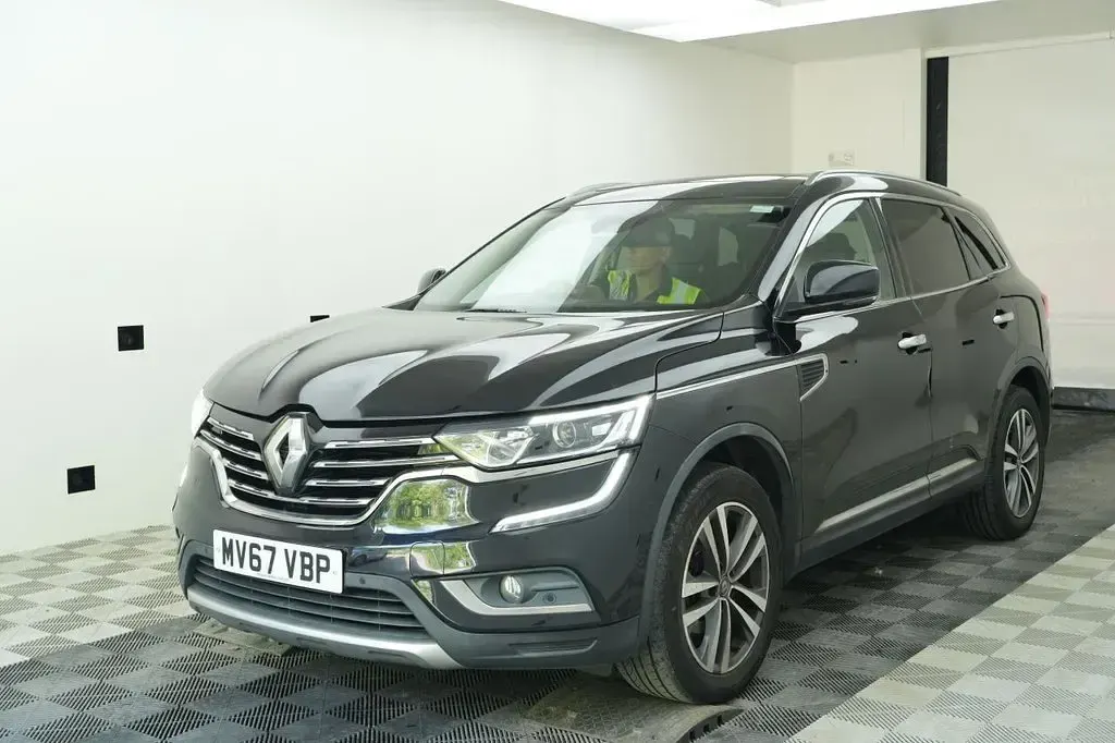 Used Renault Koleos Dynamique 130 HP (95 kW) 2017 Black SUV