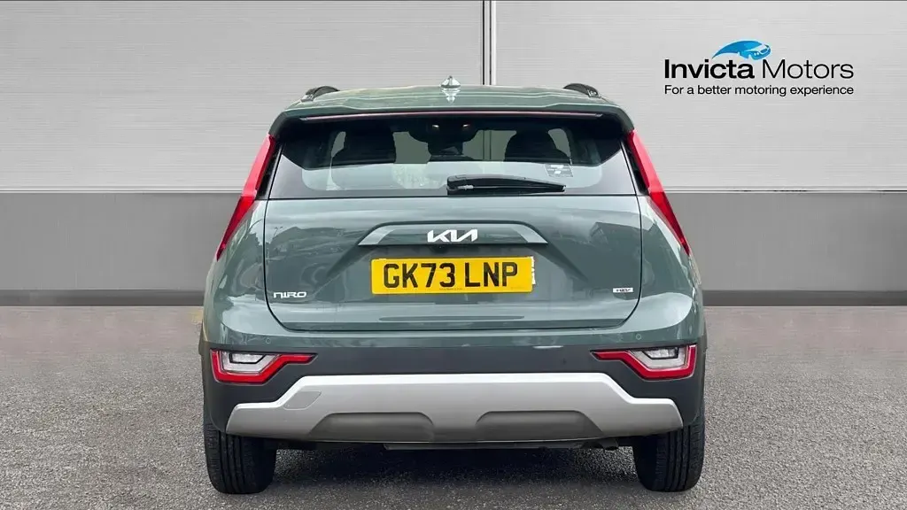 Used Kia Niro 139 HP (102 kW) 2023 Green SUV