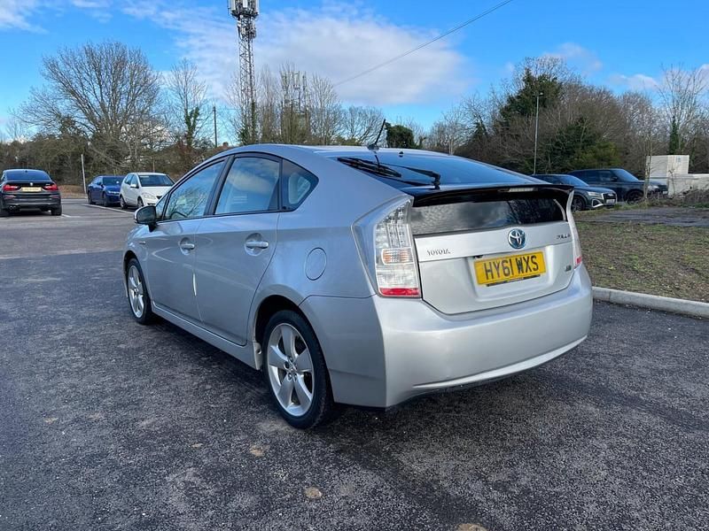 Usado Toyota Prius 2011 Prateado Citadino