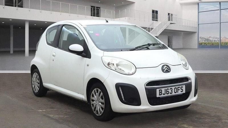 Used Citroën C1 VTR Sport 68 HP (50 kW) 2013 White Hatchback