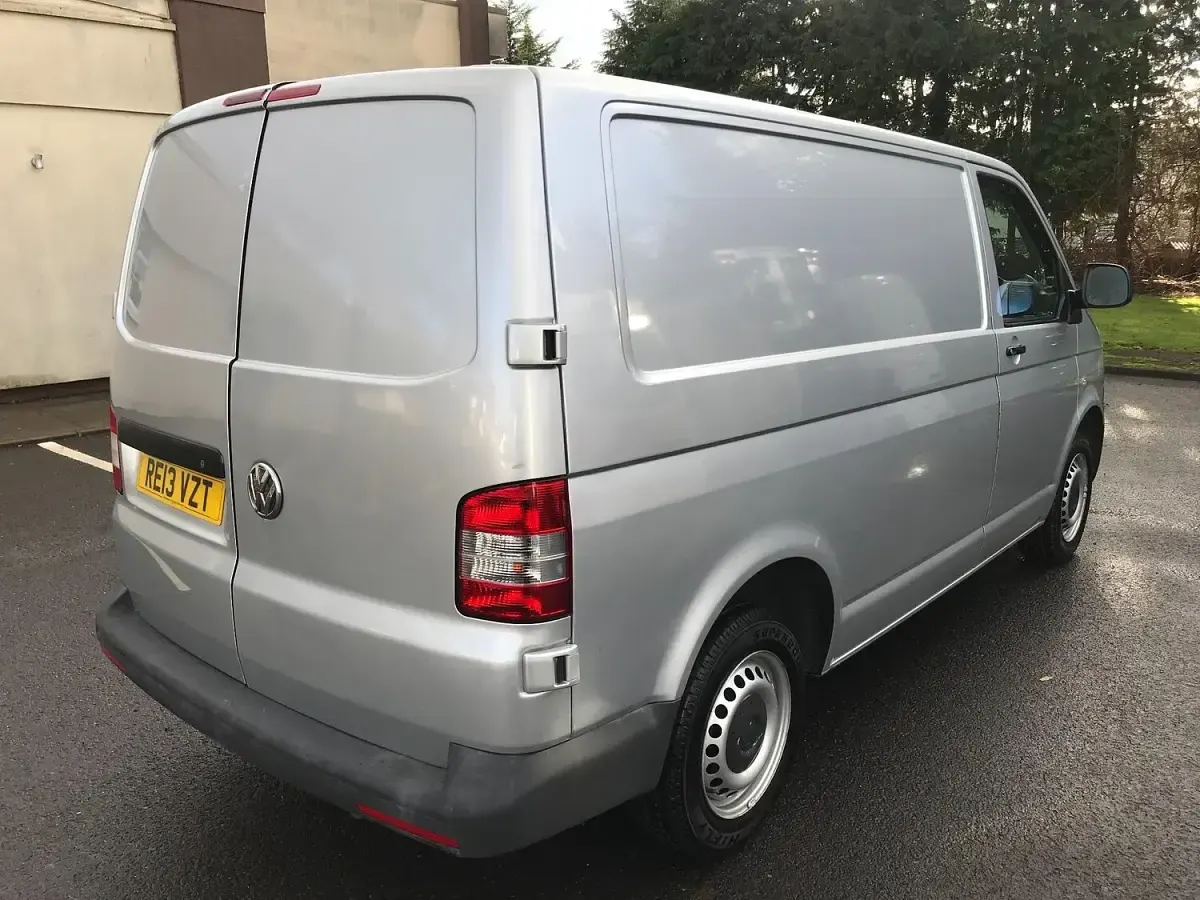 Used VW Transporter Startline 102 HP (75 kW) 2013 Silver Van