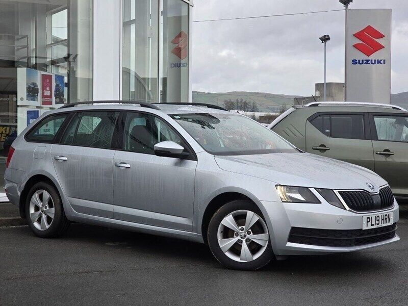 Grey Used 2019 Skoda Octavia Estate | £10,495 (Super price) - Image 1/4