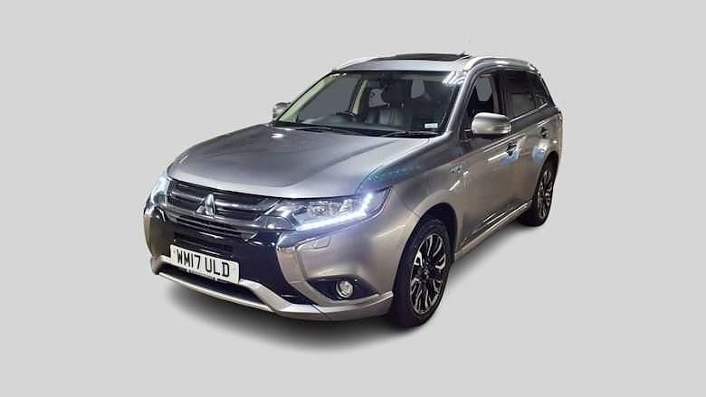 Used Mitsubishi Outlander 200 HP (147 kW) 2017 Grey SUV