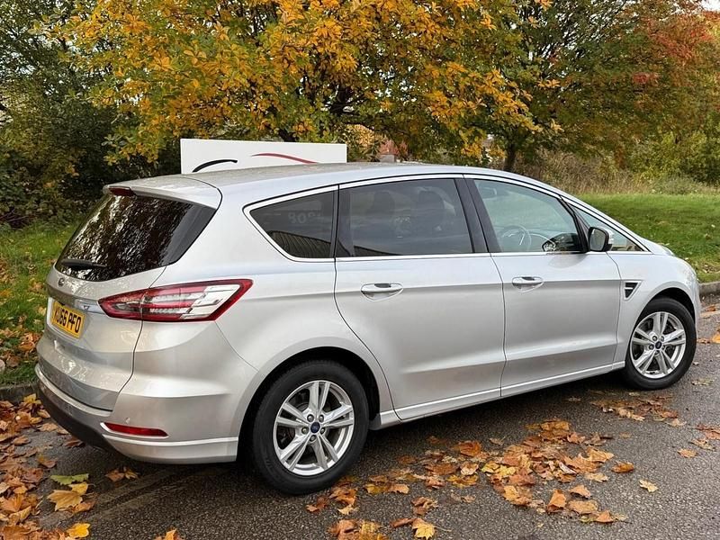 Used Ford S-MAX Titanium 2016 Silver MPV