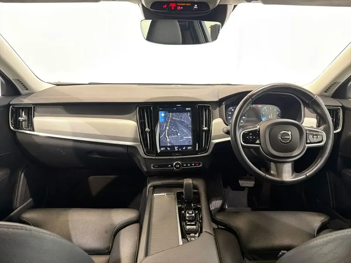 Used Volvo V90 Momentum 2021 Grey Estate