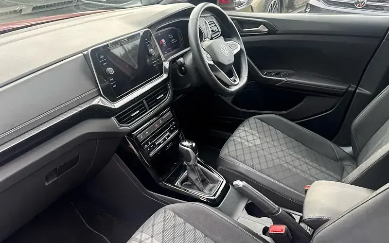 Used VW T-Cross R-line 116 HP (85 kW) 2025 Red SUV