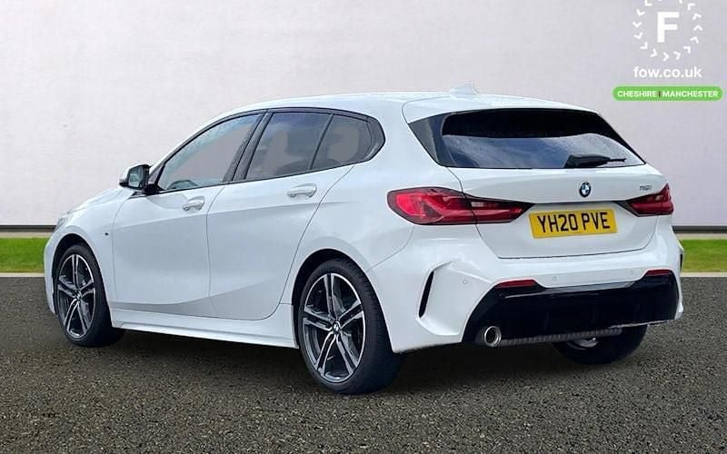 Used BMW 118 M Sport 140 HP (102 kW) 2020 White Hatchback