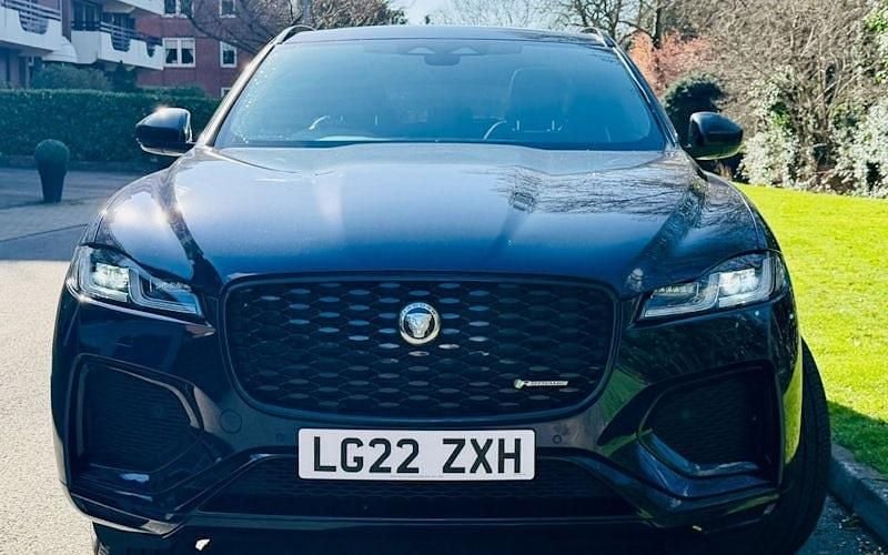 Used Jaguar F-Pace R-Dynamic 250 HP (183 kW) 2022 Blue SUV