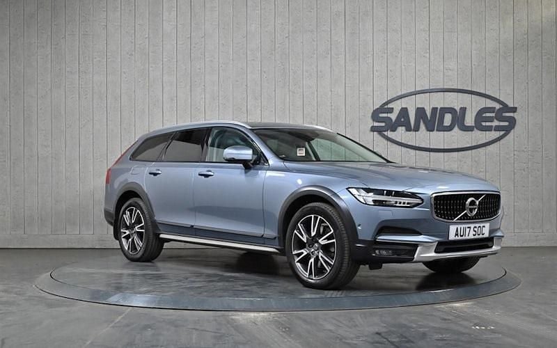 Usado Volvo V90 CC Pro 235 HP (172 kW) 2019 Carrinha