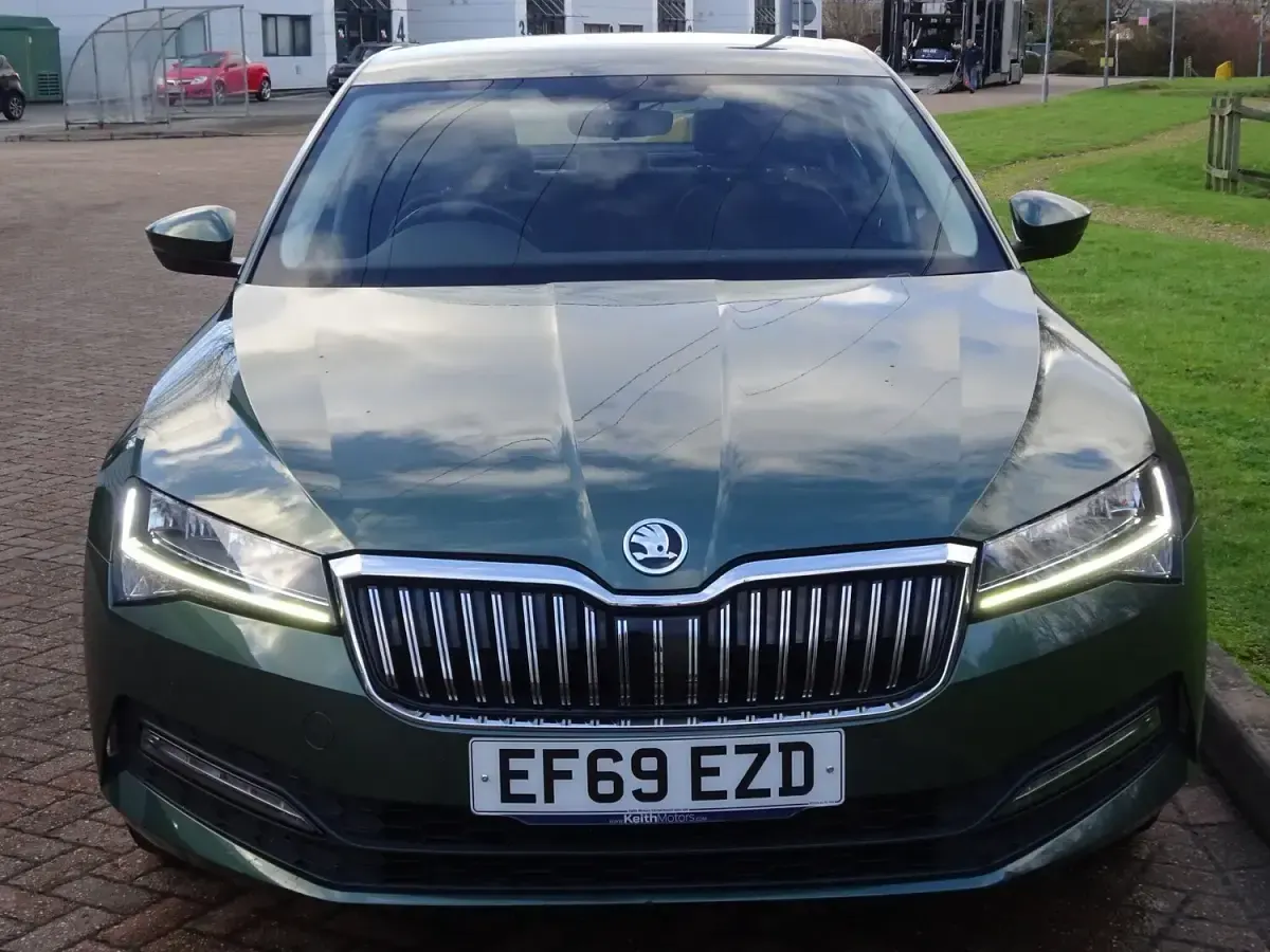 Used Skoda Superb SE 150 HP (110 kW) 2020 Green Hatchback
