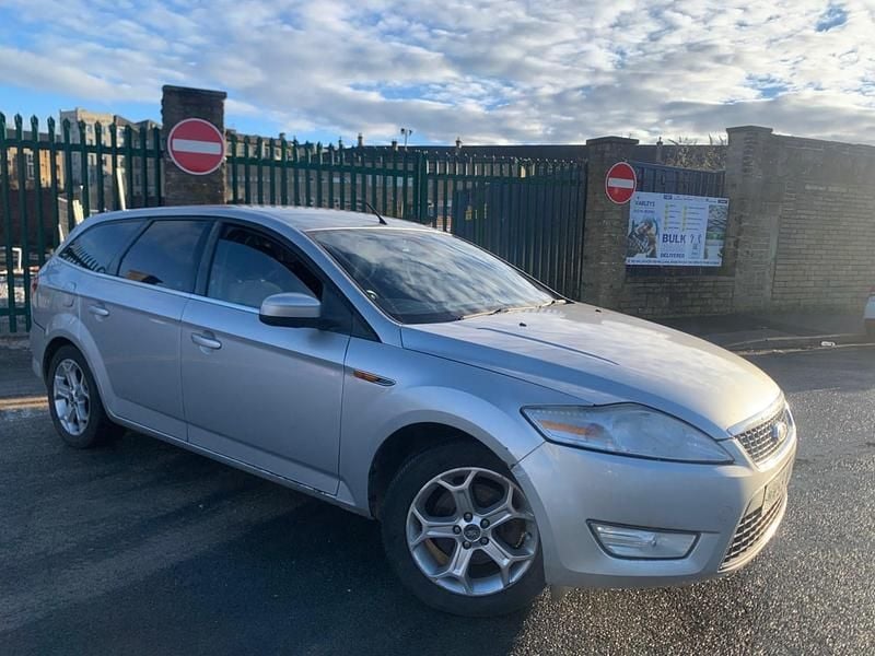 Silver Used 2010 Ford Mondeo Titanium Estate | £595 (Super price) - Image 1/4
