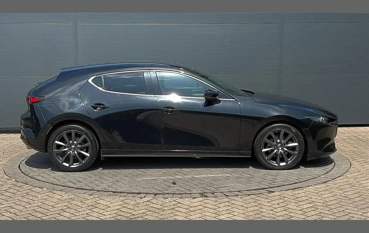 Used Mazda 3 Inclusive 120 HP (88 kW) 2019 Black Hatchback