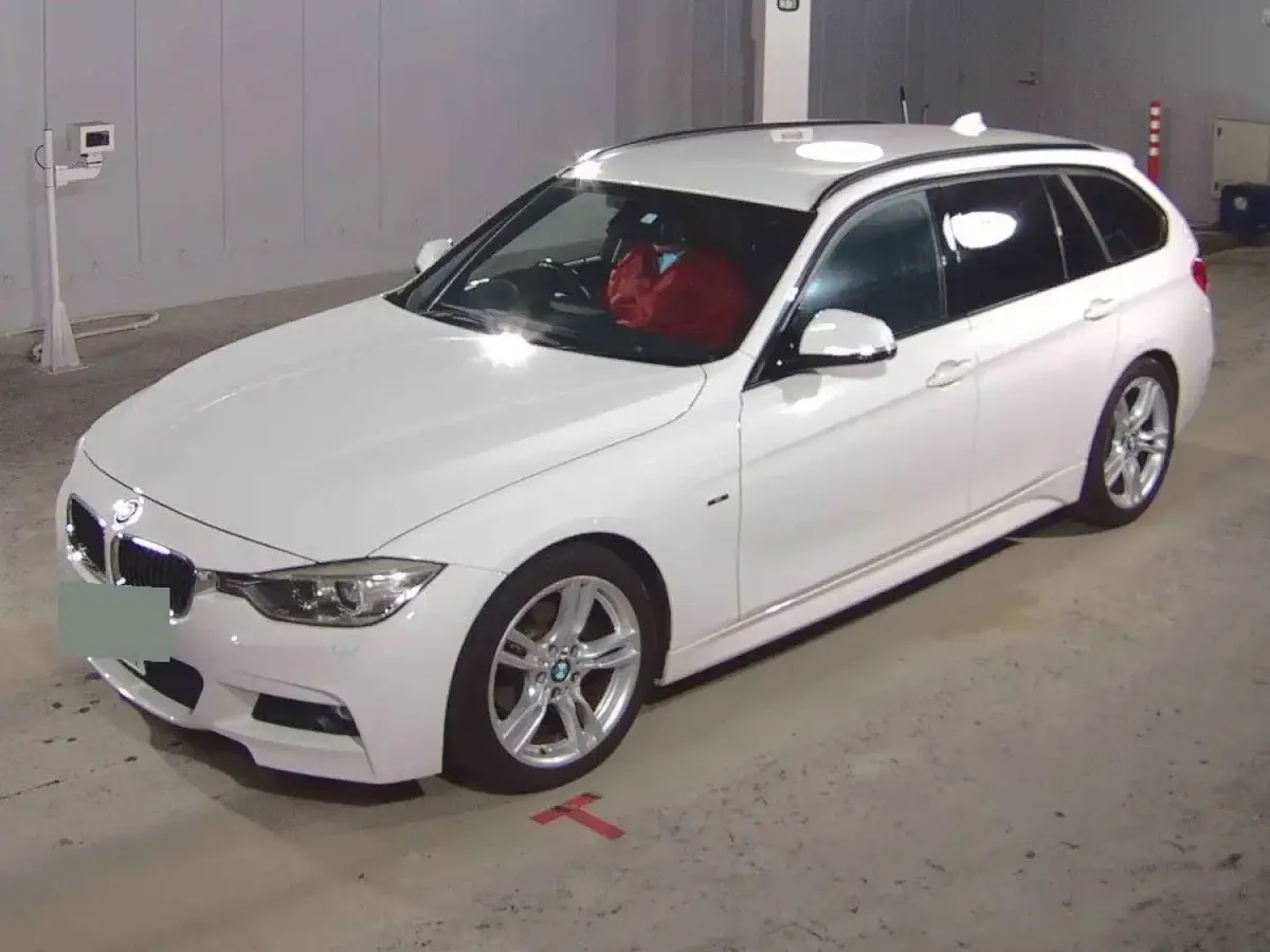Used BMW 320 M Sport 2013 White Estate