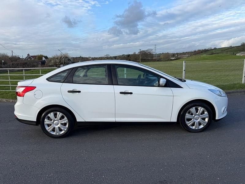 Used Ford Focus Style 2022 White Sedan