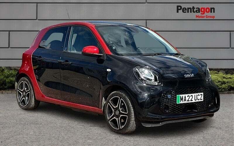 Used 2022 Smart ForFour Electric Drive Premium Hatchback | £8,195 (Good price) - Image 1/4
