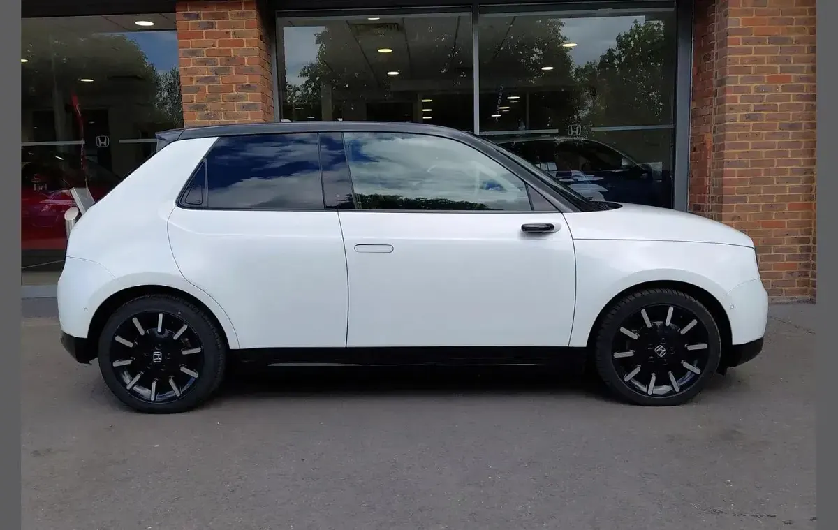 Used Honda e Advance 113 kW (154 HP) 2022 White Hatchback