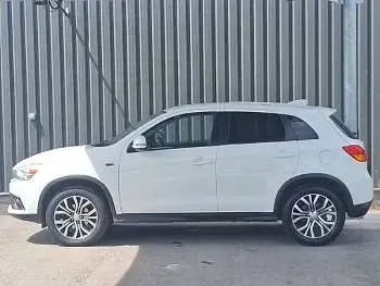 Used Mitsubishi ASX 115 HP (84 kW) 2017 White SUV