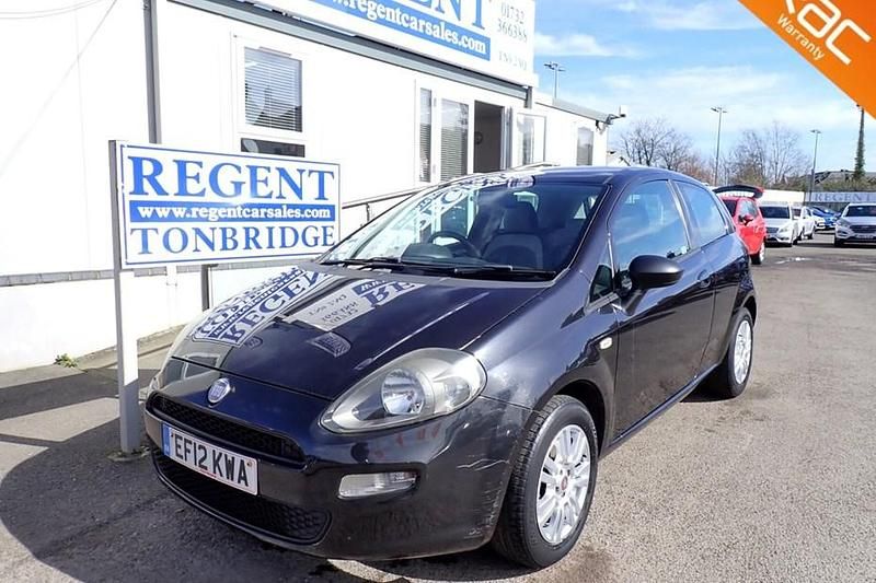 Used Fiat Punto Easy 77 HP (56 kW) 2012 Black Hatchback