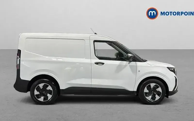 New Ford Transit Courier Trend 100 kW (136 HP) 2025 Van