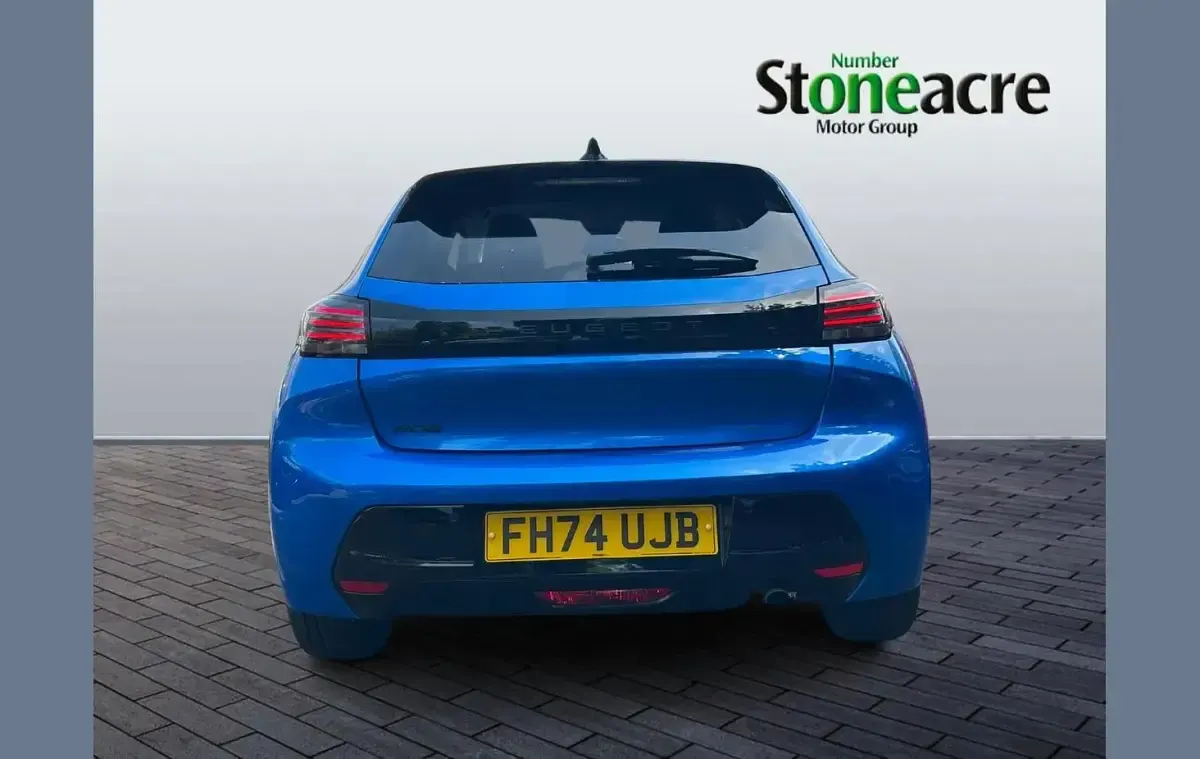 Used Peugeot 208 Allure 101 HP (74 kW) 2025 Blue Hatchback