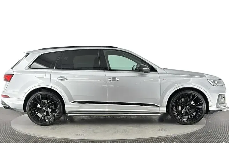 Używany Audi Q7 286 KM (210 kW) 2023 SUV