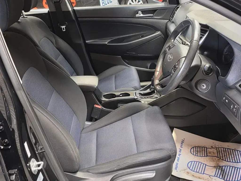 Used Hyundai Tucson SE 141 HP (103 kW) 2017 Black SUV