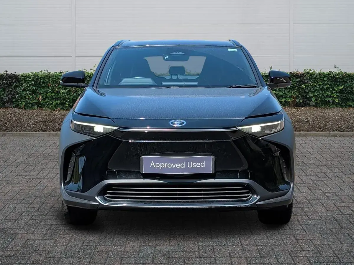 Used Toyota bZ4X PURE 150 kW (204 HP) 2024 Black SUV