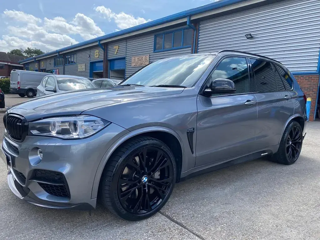 Used Land Rover Range Rover Sport SVR 567 HP (417 kW) 2018 Grey SUV