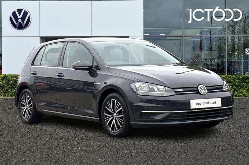 Grey Used 2019 VW Golf VII SE Hatchback | £12,885 (Fair price) - Image 1/4