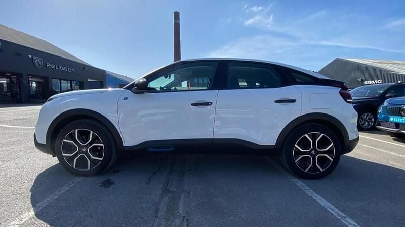 Used Citroën e-C4 98 kW (134 HP) 2023 White Hatchback