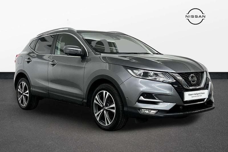 Grey Used 2019 Nissan Qashqai N-Connecta SUV | £10,500 (Good price) - Image 1/4