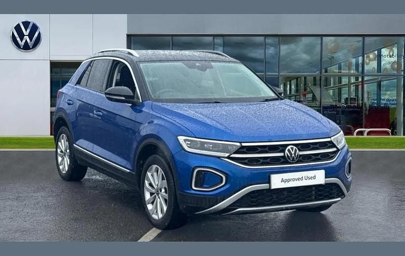 Used VW T-Roc Style 150 HP (110 kW) 2023 Blue SUV