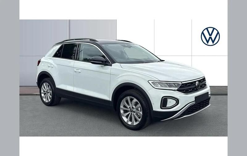 Other New 2024 VW T-Roc Match SUV | £29,232 (Fair price) - Image 1/4