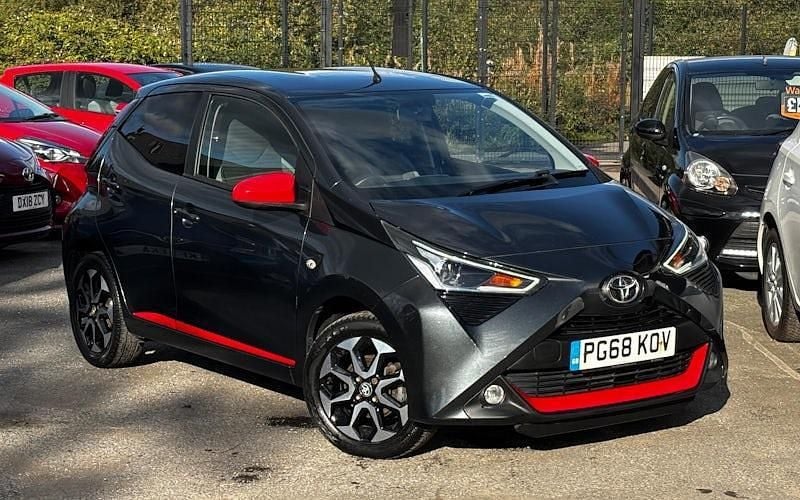 Used 2020 Toyota Aygo Trend Hatchback | £7,295 (Good price) - Image 1/4