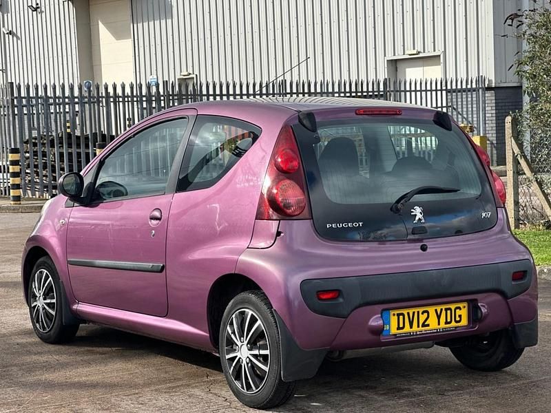 Used Peugeot 107 Active 68 HP (50 kW) 2012 Purple Hatchback