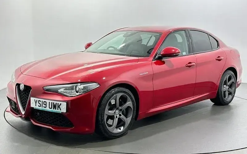 Begagnad Alfa Romeo Giulia Veloce 280 HK (205 kW) 2019 Röd Sedan