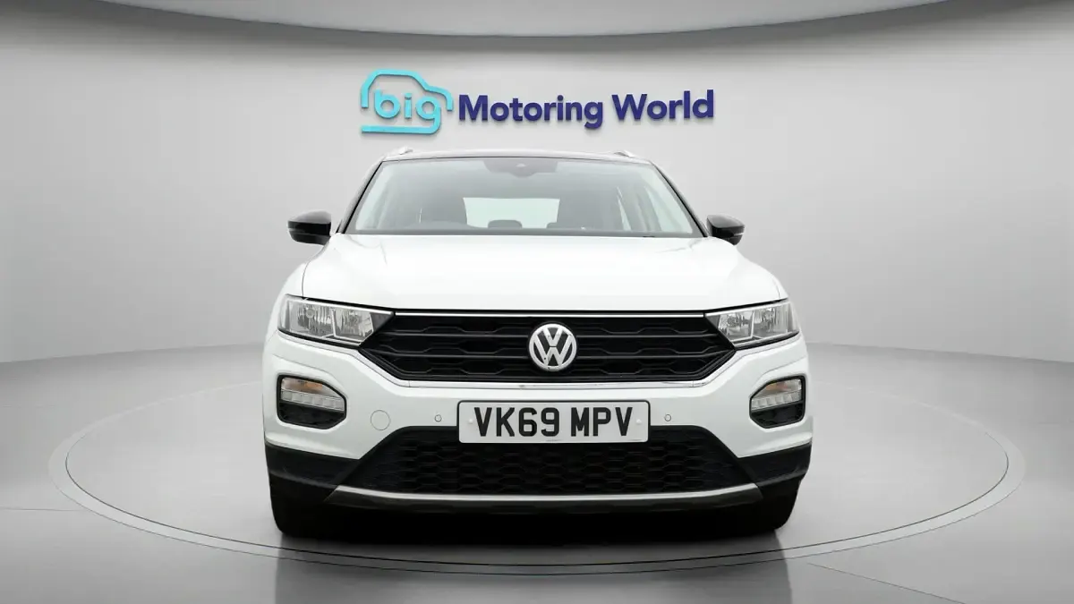 Used VW T-Roc SE 114 HP (83 kW) 2019 SUV
