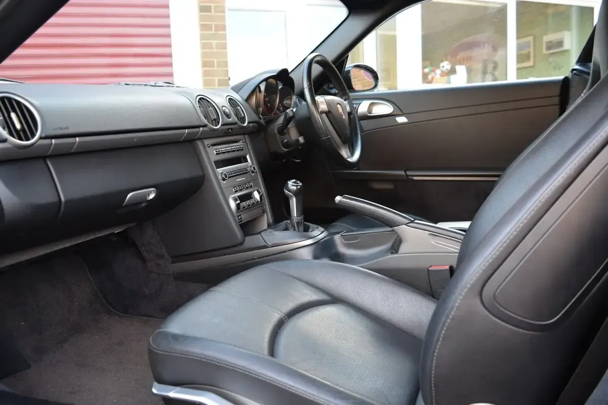 Used Porsche Cayman 245 HP (180 kW) 2007 Black Coupe