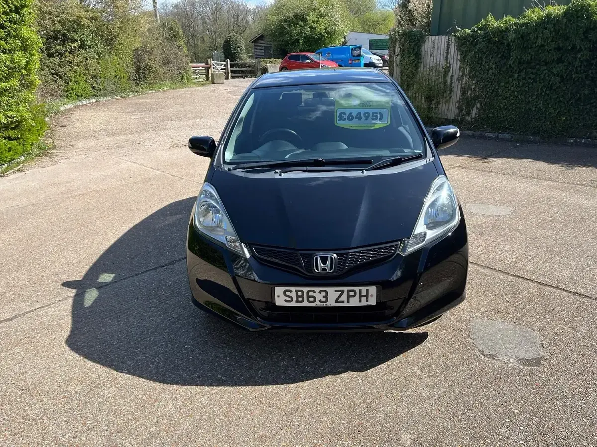 Used Honda Jazz ES 2013 Black Hatchback