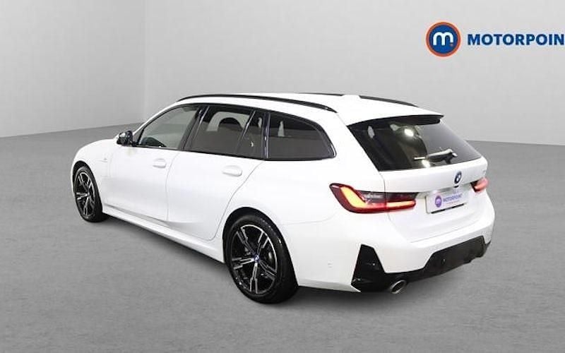 Used BMW 330e M Sport 292 HP (214 kW) 2024 White Estate