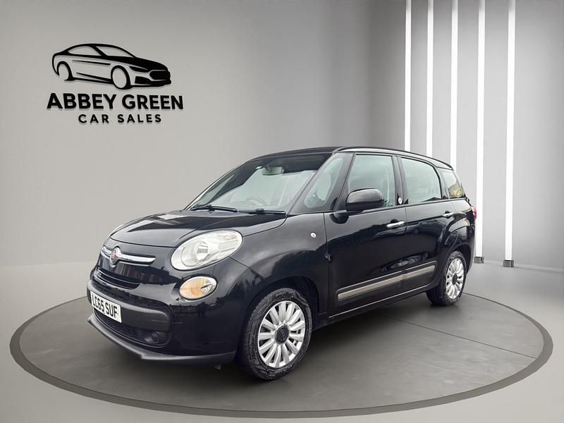 Used Fiat 500L Pop Star 95 HP (69 kW) 2015 Black MPV