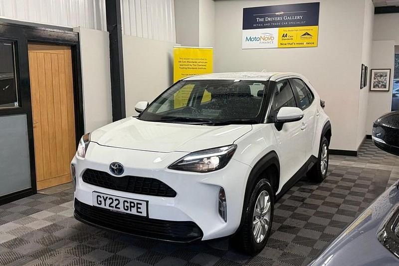 Used 2022 Toyota Yaris Hybrid SUV | £16,995 (Good price) - Image 1/1